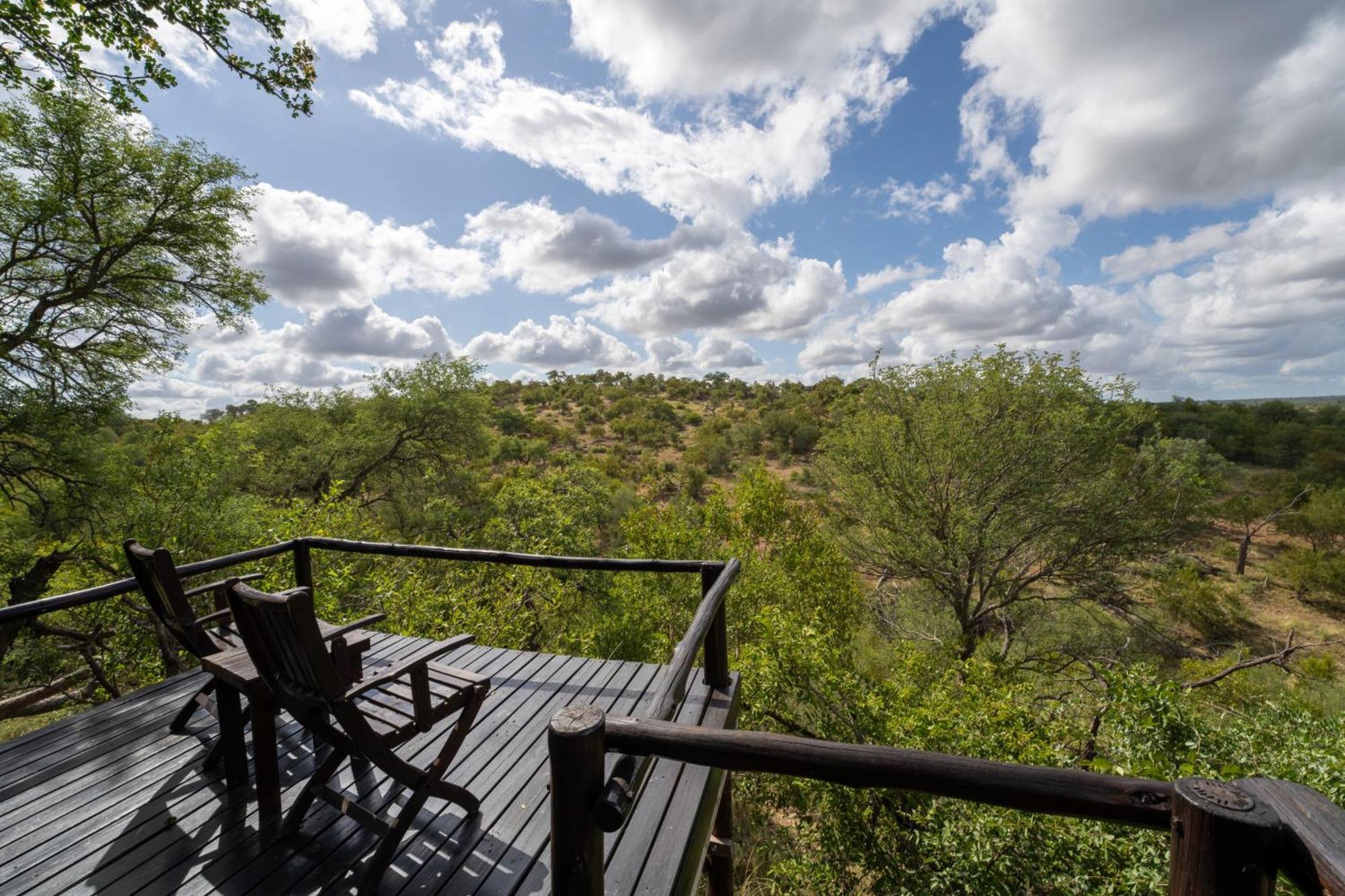 Parsons Hilltop Safari Camp Balule Game Reserve Exterior foto